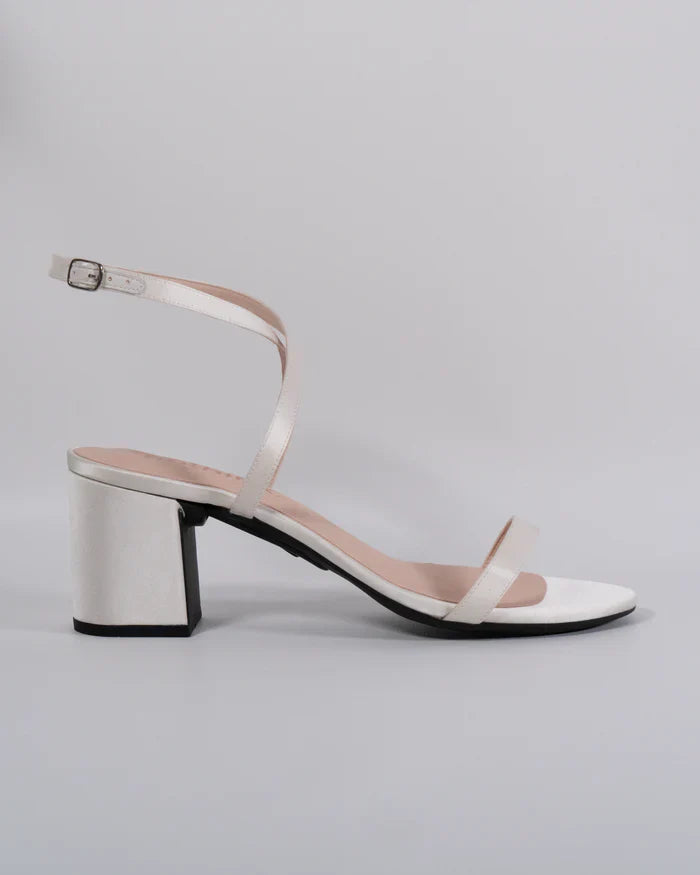 Sandália 5 em 1 Nothink - Presenteie sua mãe com conforto e estilo! (cópia)