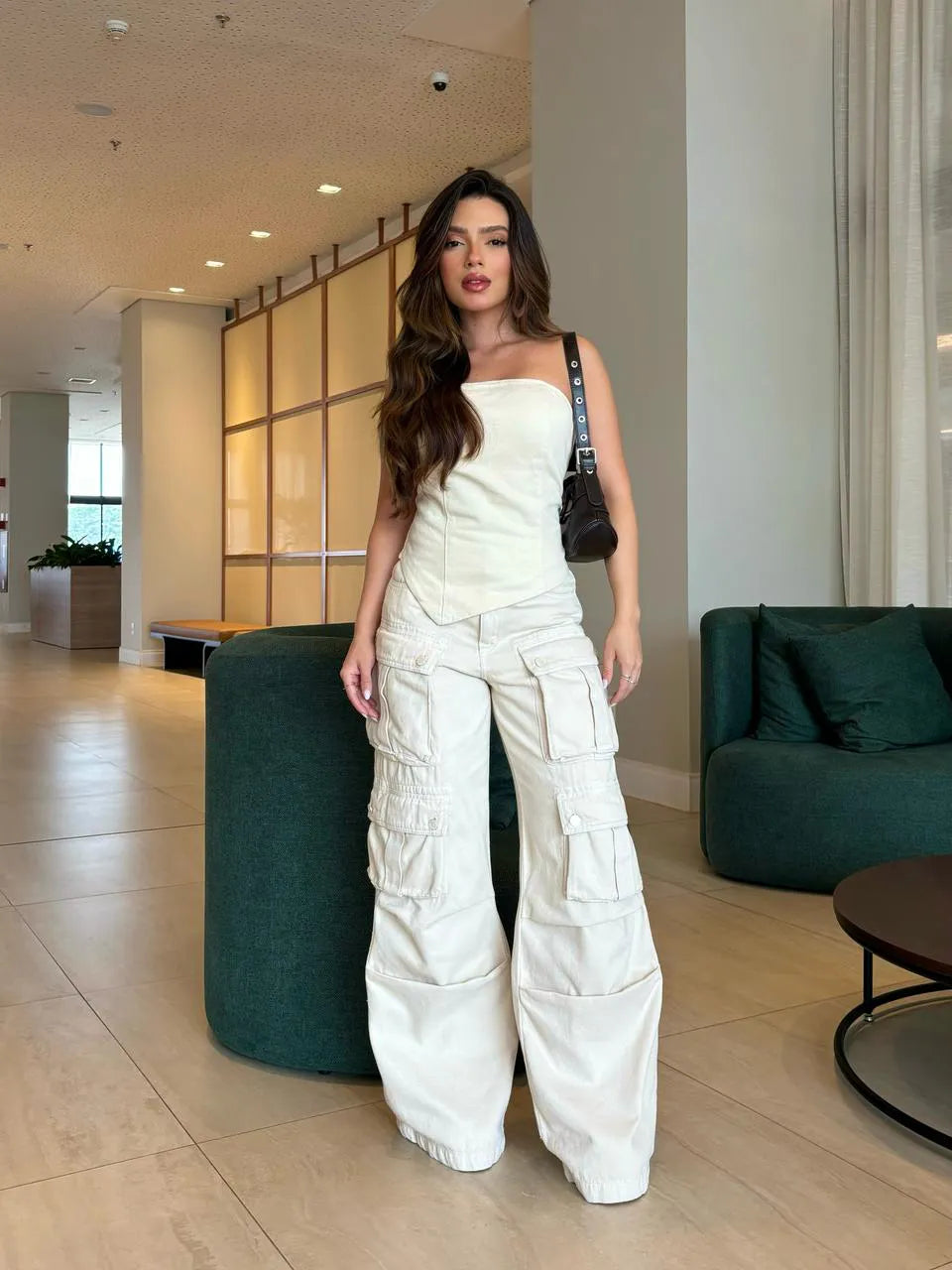 Conjunto 2 Peças Cropped + Calça Cargo - Queima de Estoque