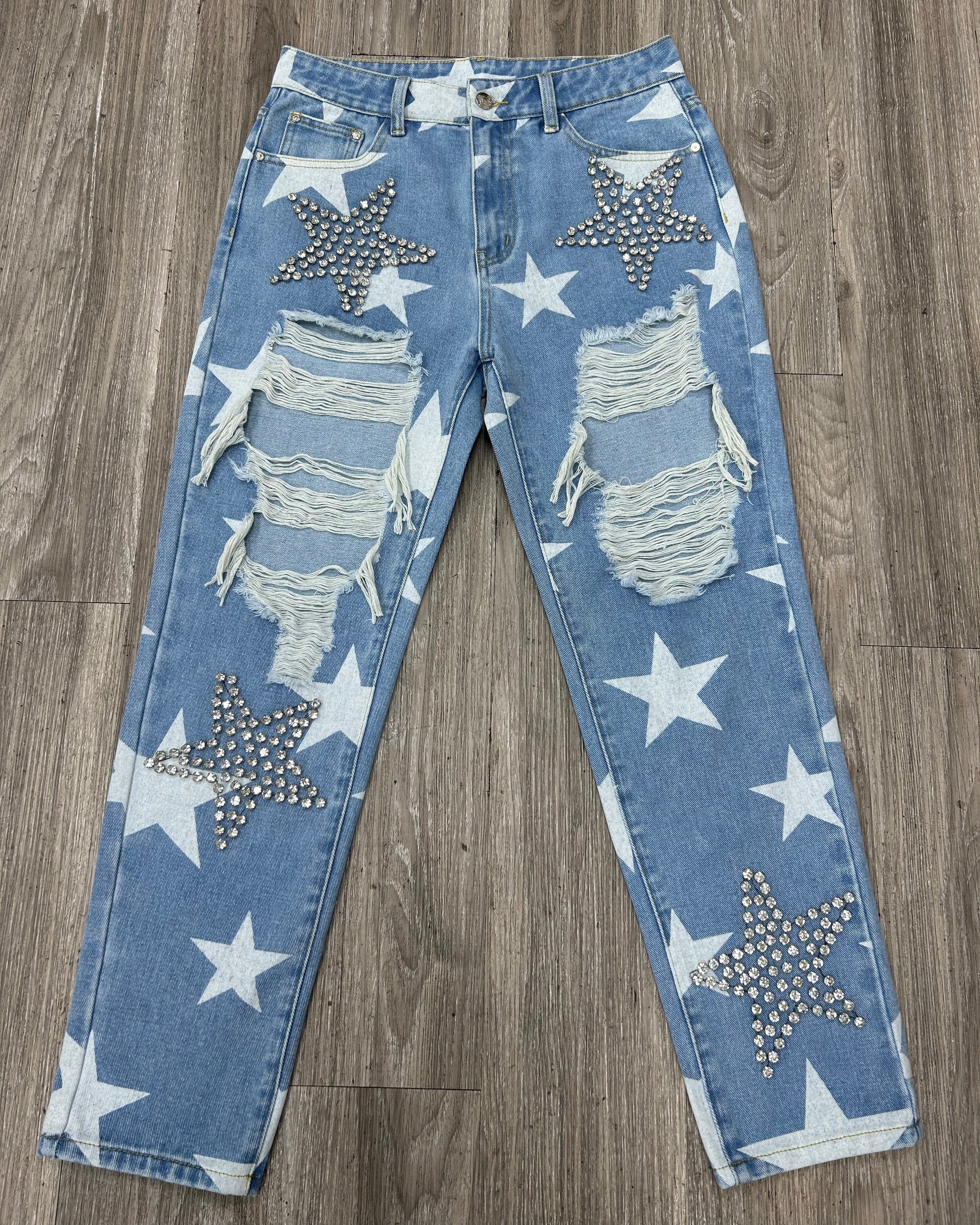 Calça Jeans Rasgado com Enfeites
